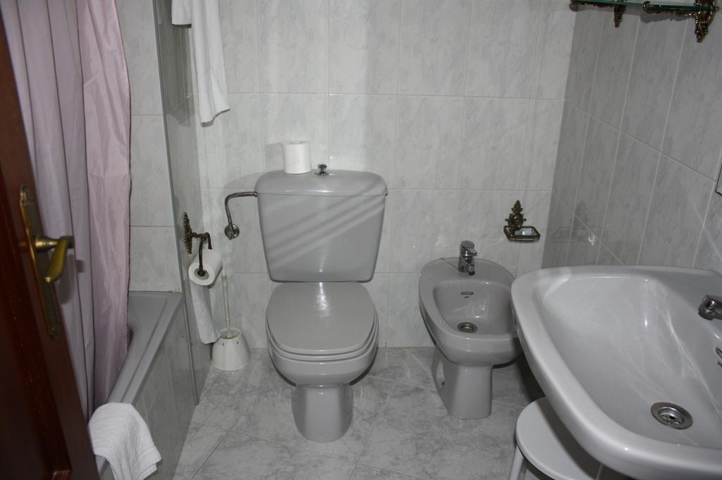 Hotel Cristaleiro Gondomar Bilik gambar